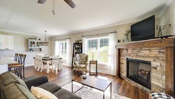 House (3 Bedrooms) | Front of property