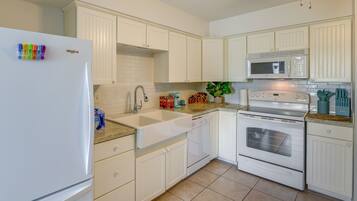 公寓 (2 Bedrooms) | 私人廚房 | 咖啡機/沖茶器、紙巾