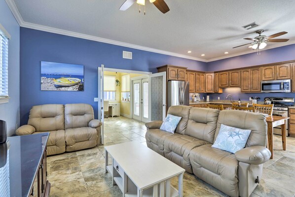House (1 Bedroom) | Front of property