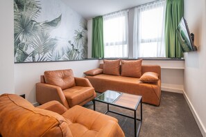 Minibar, in-room safe, desk, soundproofing - City Joy Tasmajdan (Belgrade)