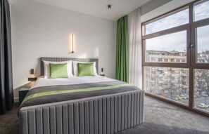 Minibar, in-room safe, desk, soundproofing - City Joy Tasmajdan (Belgrade)