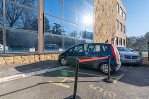 Self parking (EUR 17 per day)