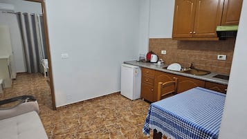 Family Room with Balcony | Wi-Fi de cortesia