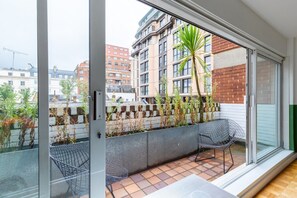 Leilighet – basic, 1 kingsize-seng | Overnattingsstedets uteområder