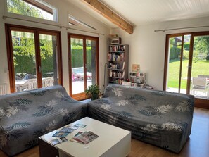 Interior - Maison familiale proche du lac d'Annecy, espace vert et tranquillité. (Saint-Jorioz)