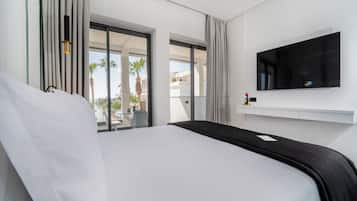 Suite Deluxe Grand Lit - Queen Size | Hochwertige Bettwaren, Pillowtop-Betten, Minibar, Zimmersafe