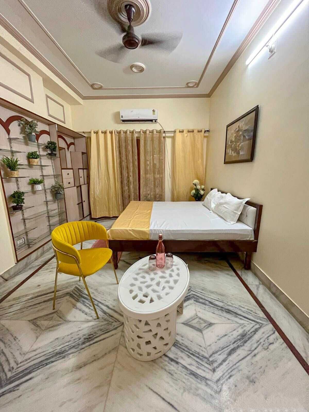 5 bedrooms, free WiFi, bed sheets