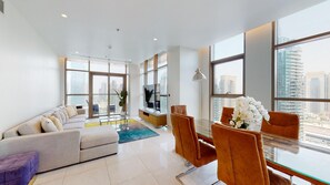 Apartment | 3 bedrooms - Dubai Marina - No 9 Tower 2002 (Dubai)