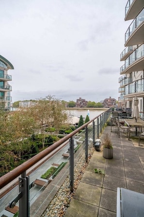Basic Apartment, Multiple Beds | Property grounds - Central 2BD Flat w/ River View Balcony - Vauxhall! (London)