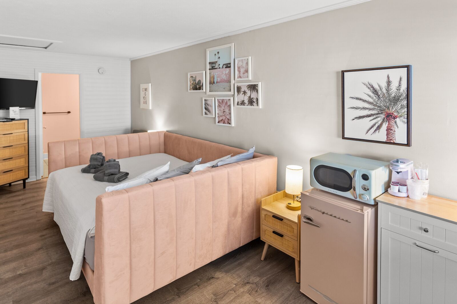 Wifi gratis y ropa de cama 