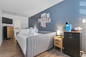 Free WiFi, bed sheets