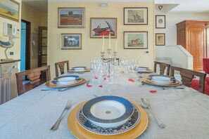 Căn hộ | Phòng ăn