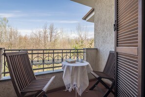 Apartment | Balcony - La Bouganville (Forte dei Marmi)