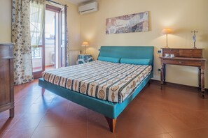 Apartment | 3 bedrooms, free cots/infant beds, free WiFi, bed sheets - La Bouganville (Forte dei Marmi)