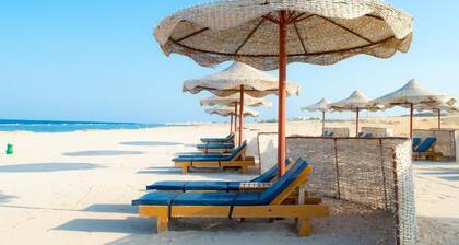 Oyster Bay Beach Suites