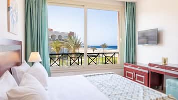 Two Bedrooms | Egyptian cotton sheets, premium bedding, pillowtop beds, blackout drapes