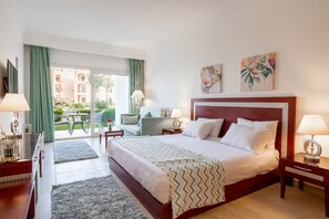 Egyptian cotton sheets, premium bedding, pillow-top beds - Oyster Bay Beach Suites (Marsa Alam)