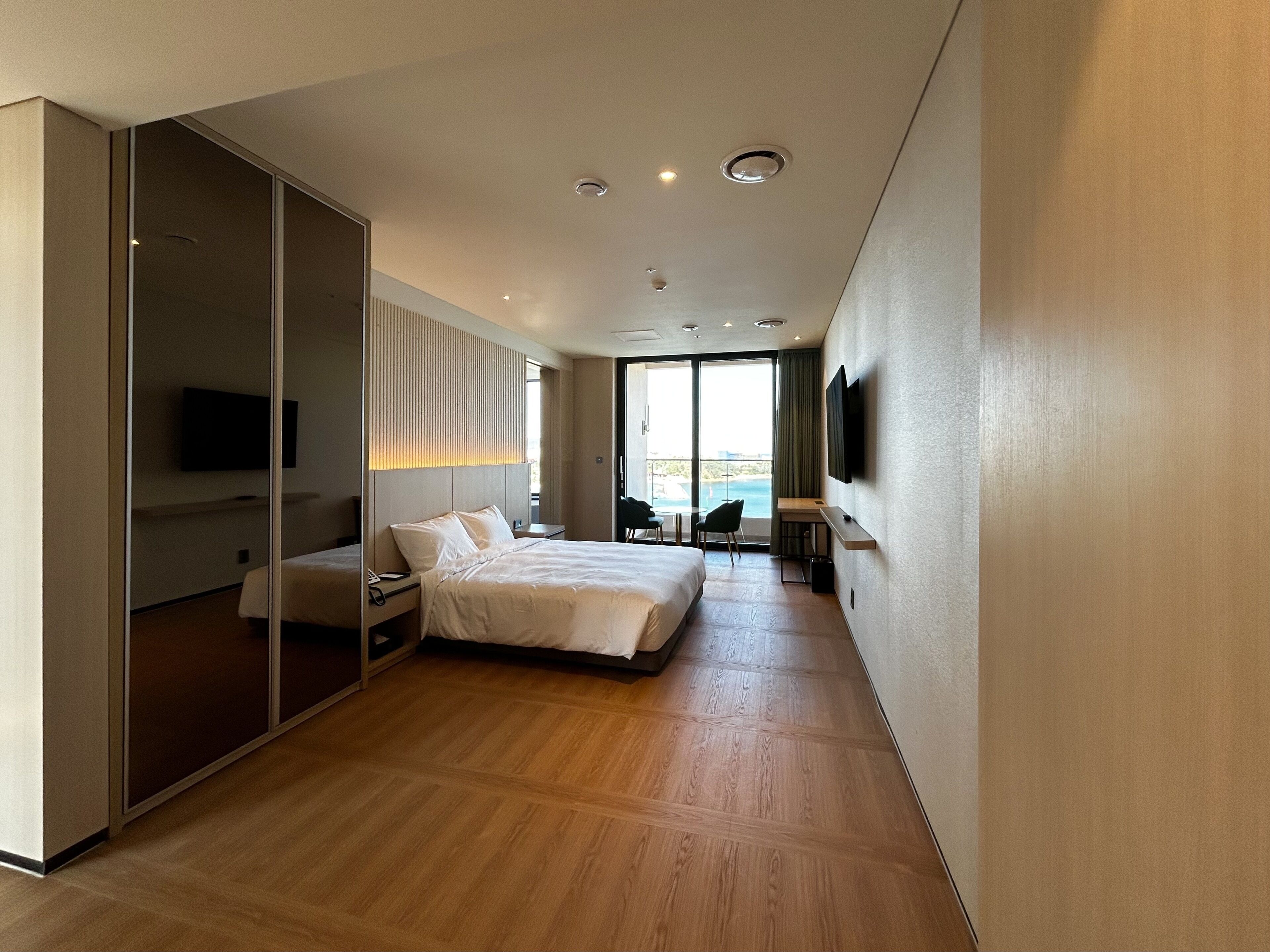 Tanibay Hotel & Wedding in Ulsan: Find Hotel Reviews, Rooms, and Prices ...