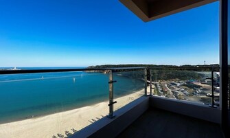 Escritorio, wifi gratis y ropa de cama 