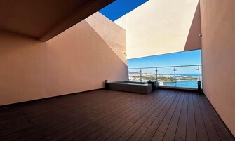 Penthouse | Individually decorated, individually furnished, desk, free WiFi