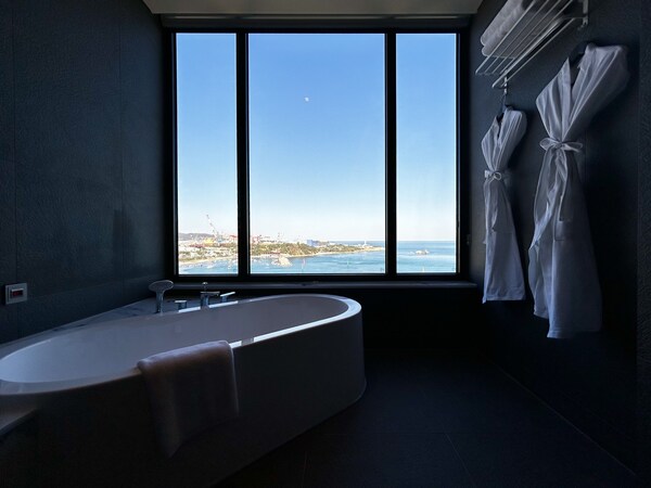 Tanibay Hotel & Wedding - Dong