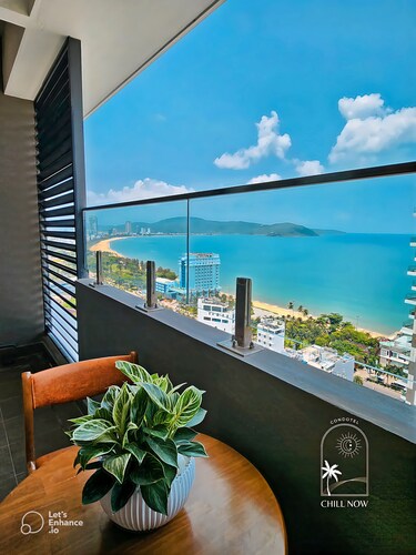 Flc Sea Tower - ChillNow