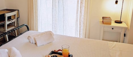 3 Schlafzimmer, Schreibtisch, Bügeleisen/Bügelbrett, kostenloses WLAN