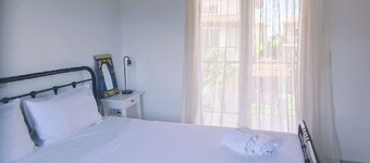 Seaside House With Mountain View