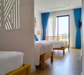 8 habitaciones, escritorio, wifi y ropa de cama 