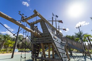 Children’s area - Family 4-bedroom home at Storey Lake Resort with Private Pool and BBQ Grill! (Kissimmee)