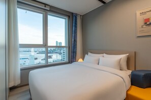 Deluxe Ocean Double(Dolby Atmos Room)