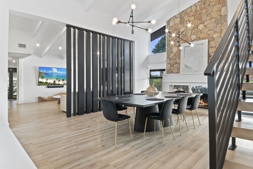 Miami Lux Mansion/Lakefront Views/Pool & Mini Golf