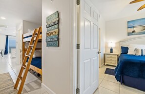 1 bedroom, iron/ironing board, travel cot, free WiFi - Splash Resort on 1st Floor! Beach Chair Service thru October 31!  Lazy River! (Panama City Beach)