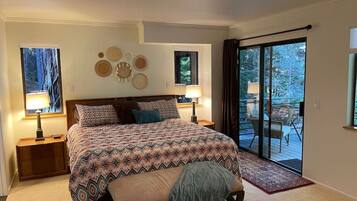 2 bedrooms, desk, iron/ironing board, free WiFi