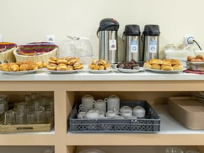 Desayuno buffet incluido todos los días