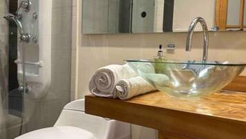 Apartamento | Banheiro | Toalhas de banho