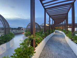 Property grounds - S1823 Executive Family Apec Mandala Wyndham Cham Bay Mui Ne 2 Beds size King 1,8 (Phan Thiet)