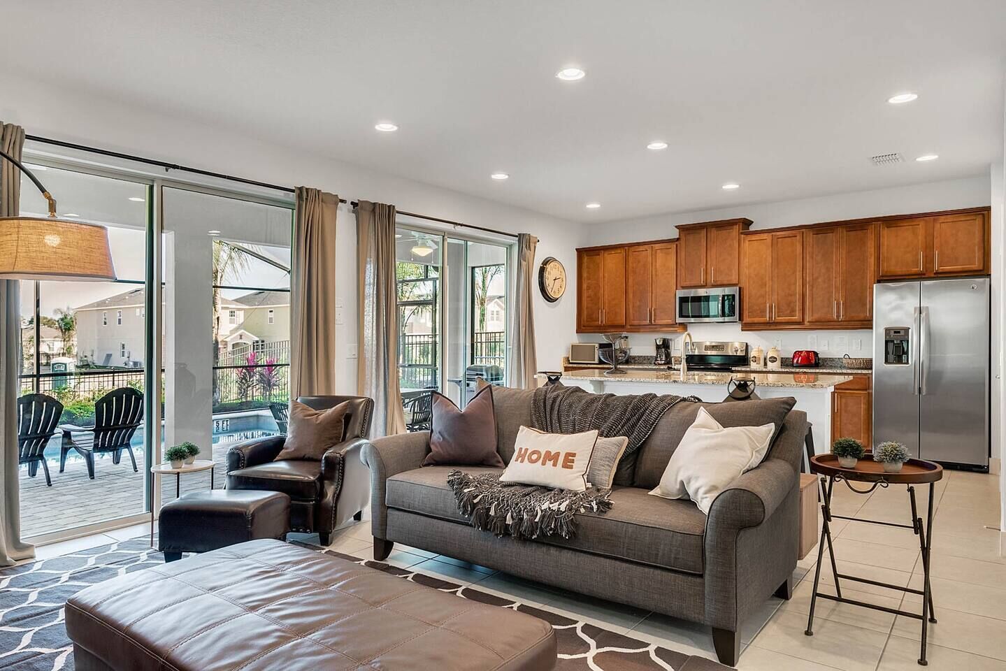 Elegant 5bd 5bh at Encore