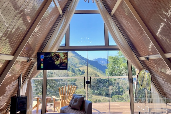 Superior Chalet | 1 bedroom, desk, laptop workspace, WiFi (free)