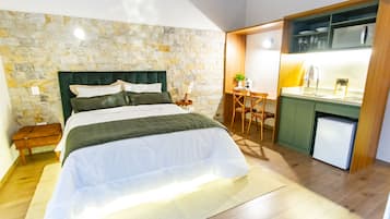 Deluxe Chalet, 1 Queen Bed
