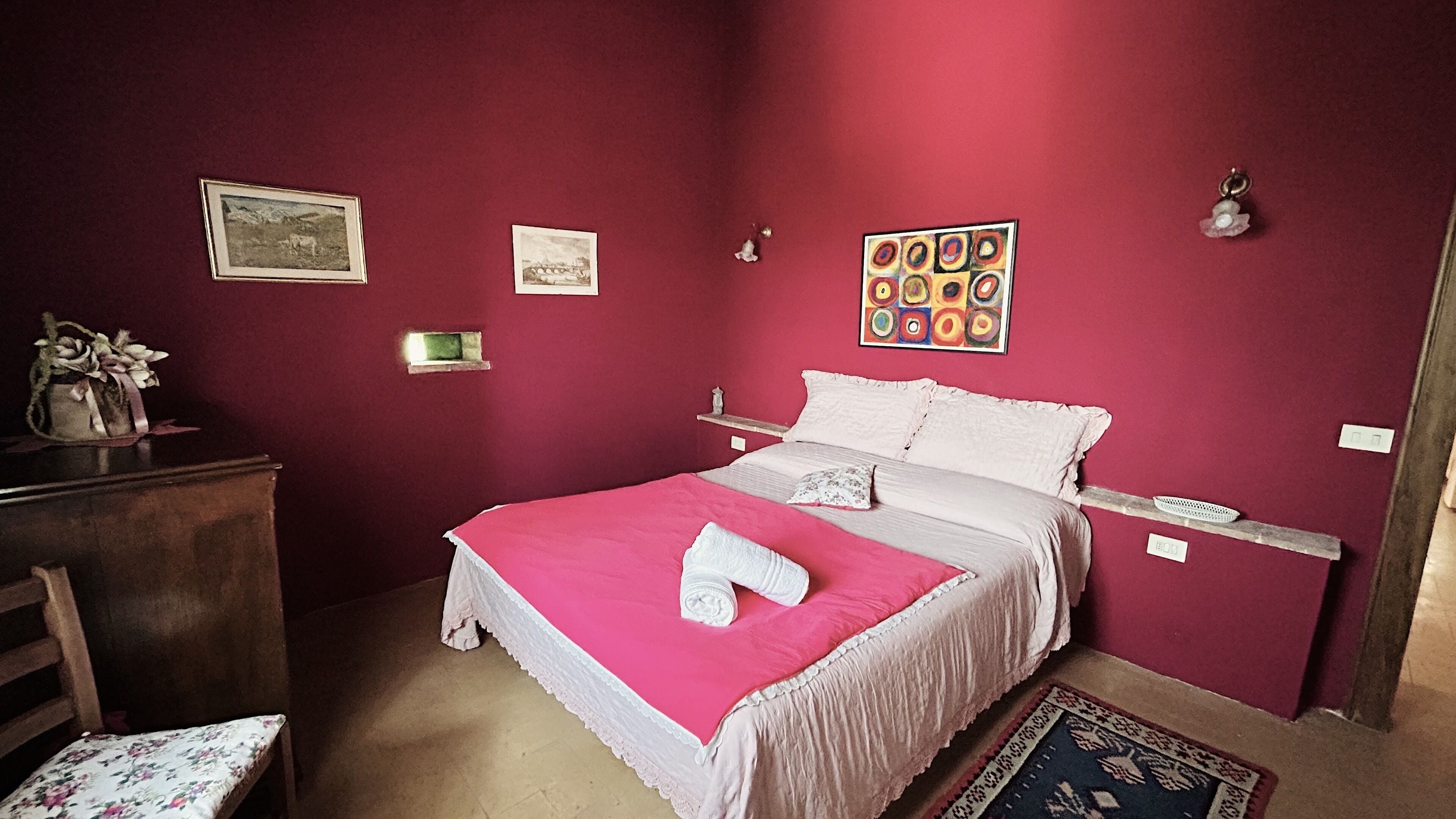 Iron/ironing board, free WiFi, wheelchair access