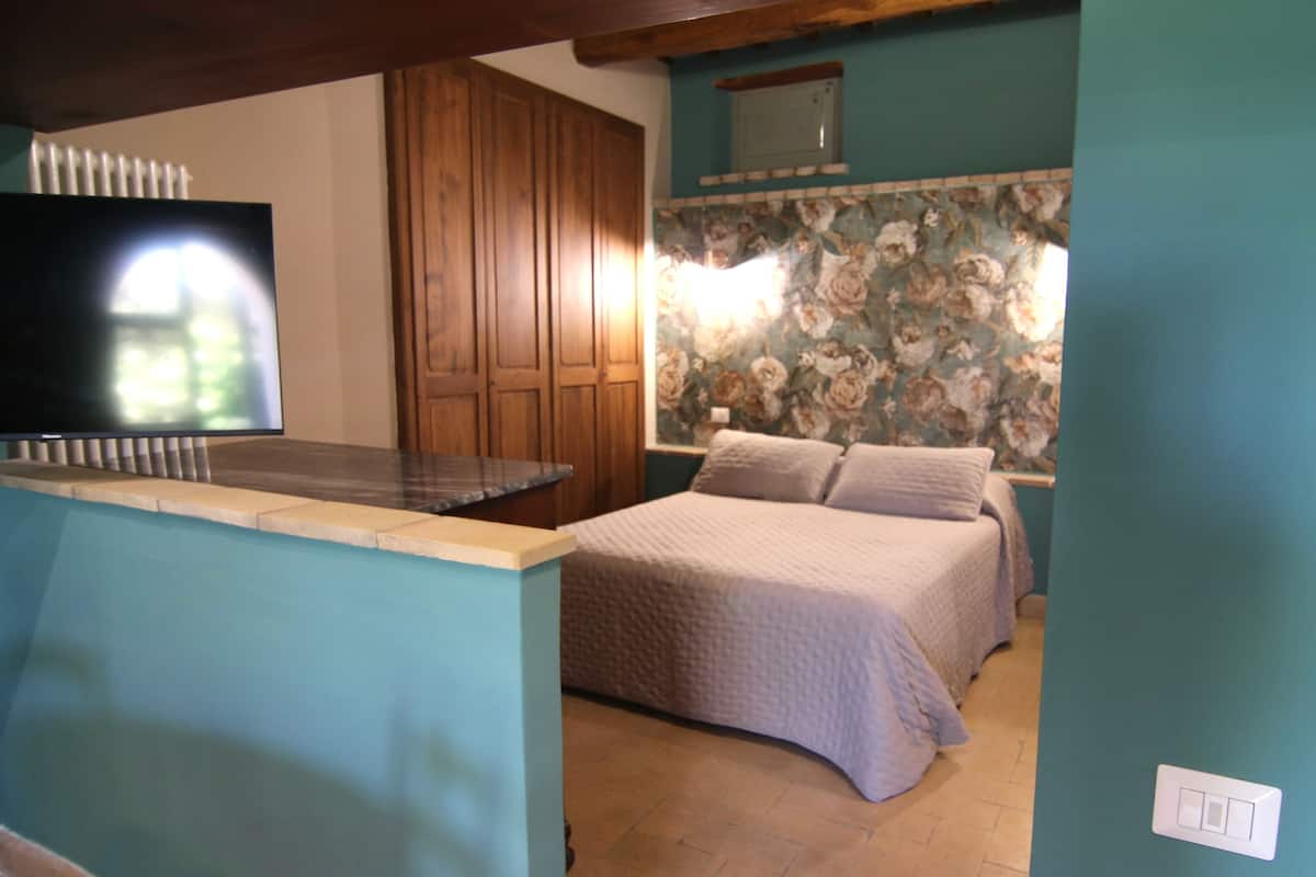 Comfort Loft, Ground Floor | 1 bedroom, iron/ironing board, free WiFi, wheelchair access
