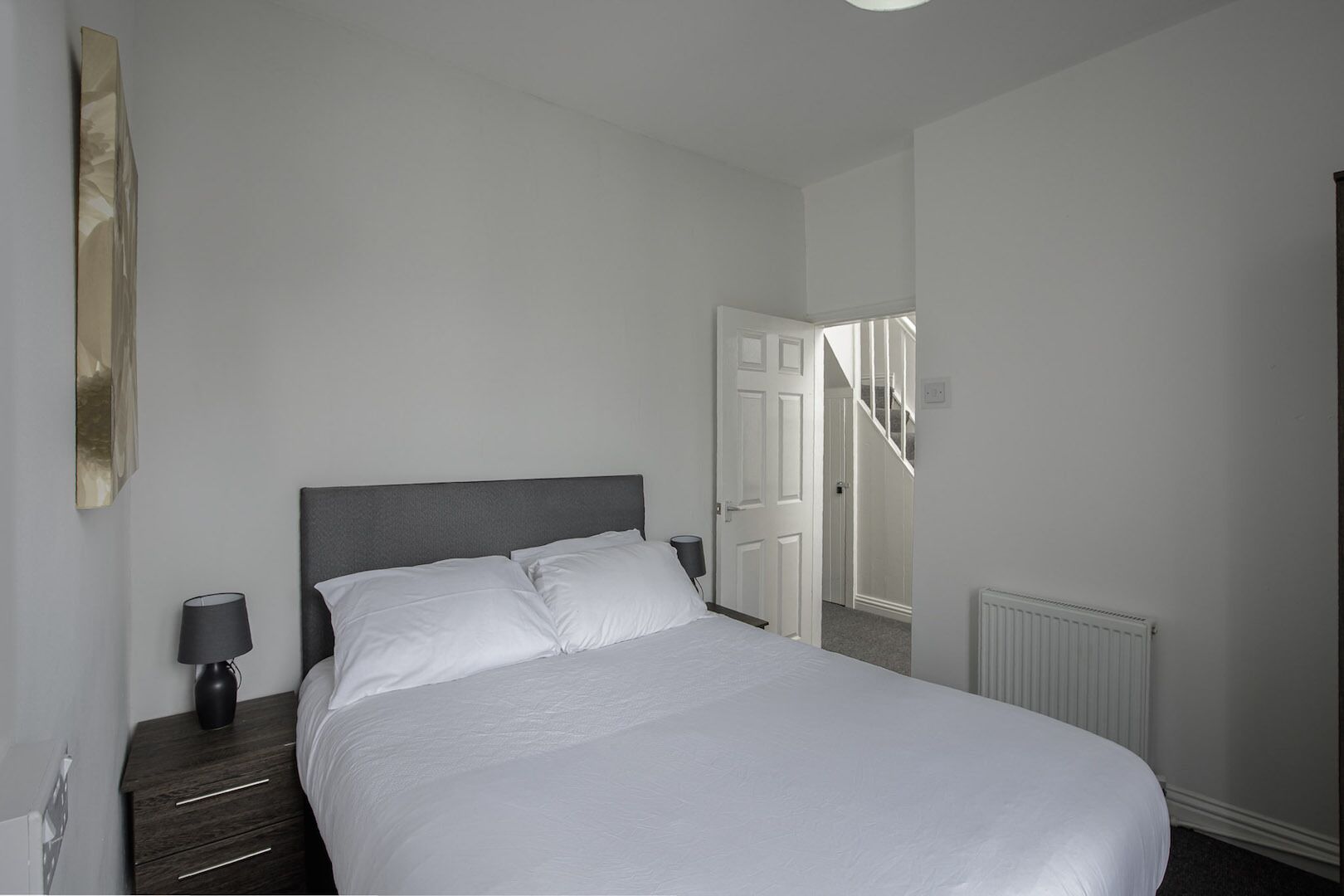 3 bedrooms, iron/ironing board, bed sheets