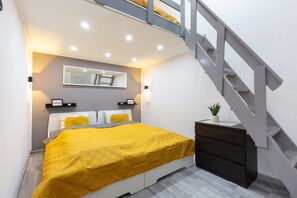 4 chambres, coffres-forts dans les chambres, fer et planche à repasser