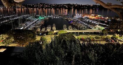 Gorgeous Sausalito Two-Bedroom