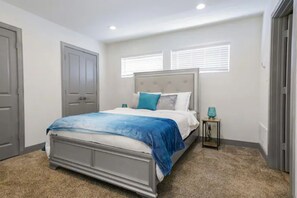 1 bedroom, in-room safe, desk, iron/ironing board