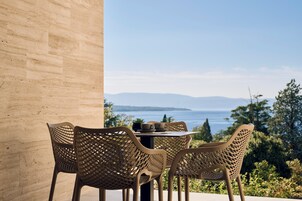 One-bedroom apartment with terrace, sea side | Vista do quarto