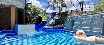 Casa Real con tobogán de agua privada