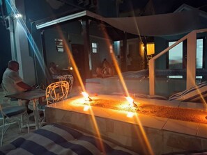 Outdoor dining - BLR Beach Villas #8 (Oistins)