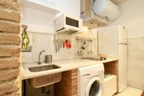 Interior - INSIDE APARTMENT PASEO DE LOS TRISTES 1 BEDROOM (Granada)